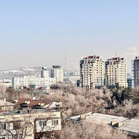 3 Ком Квартира На Абая Сейфуллина Almaty Eksteriør bilde