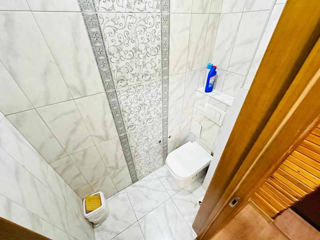 3 Ком Квартира На Абая Сейфуллина Almaty Eksteriør bilde