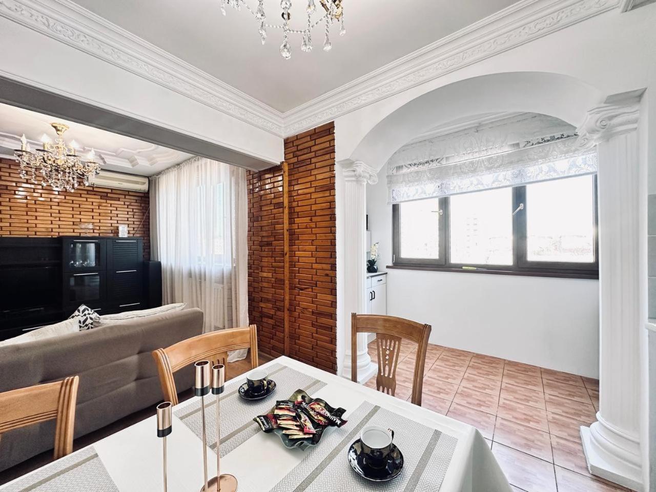 3 Ком Квартира На Абая Сейфуллина Almaty Eksteriør bilde