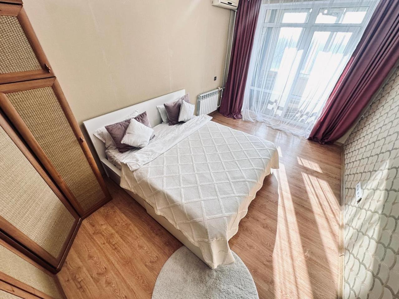 3 Ком Квартира На Абая Сейфуллина Almaty Eksteriør bilde